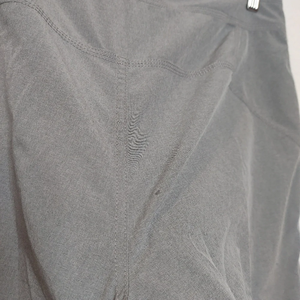 THE NORTH FACE KILOWATT Hybrid Quick Dry Shorts Gray Black‎ Size 34 10